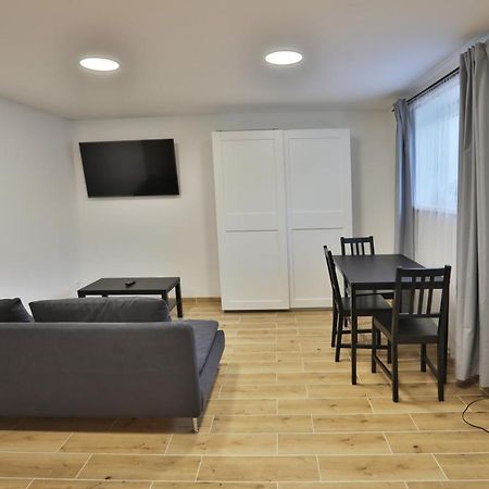 River Park Apartments Ukmerge Bagian luar foto