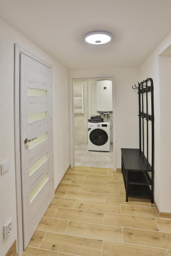 River Park Apartments Ukmerge Bagian luar foto
